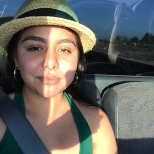 Meet your Posher, Vanessa